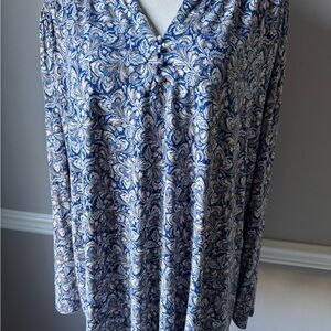 Floral Blue and White Women's Top